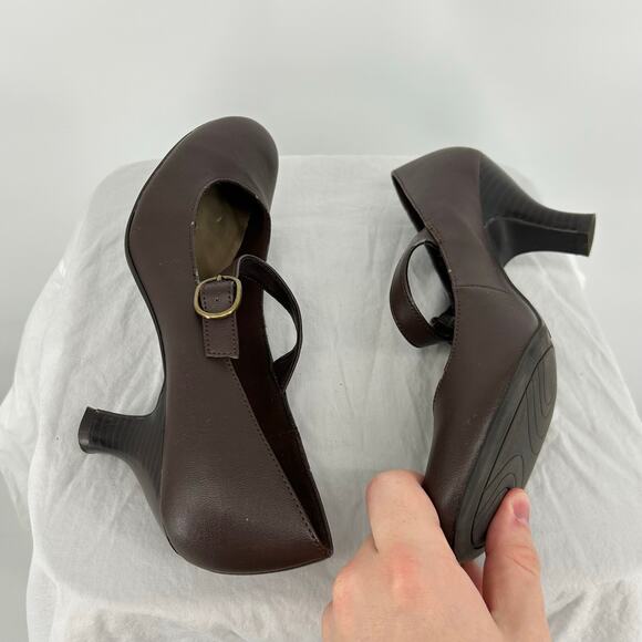 Vintage 90s y2k Women's Brown Lower East Side Buckle Mary Jane Heel Pumps Sz 9M - Picture 4 of 7